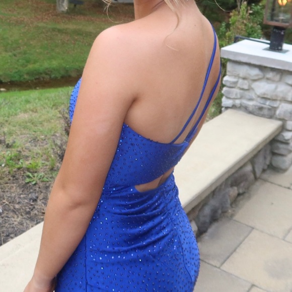 this dress would be great for homecoming!! super comfortable dress. - Picture 4 of 4